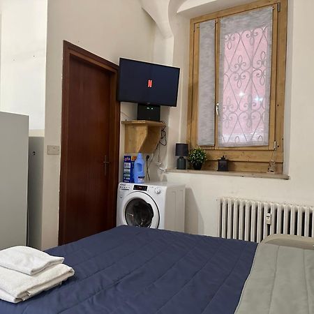 Flat In City Centre Tirano - 10 Minutes From Bernina Express Daire Dış mekan fotoğraf